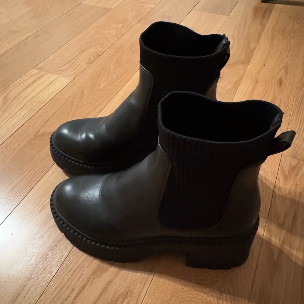 Madden Girl black booties - Picture 2 of 5
